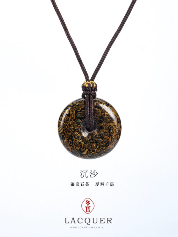Large lacquer jewelry safety buckle pendant Chinese ethnic matching retro light luxury jewelry